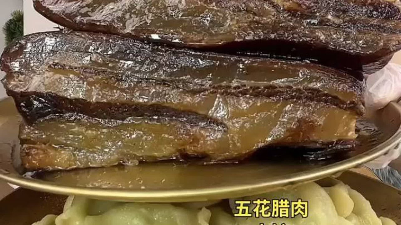 美味与幸福，在锅中绽放。