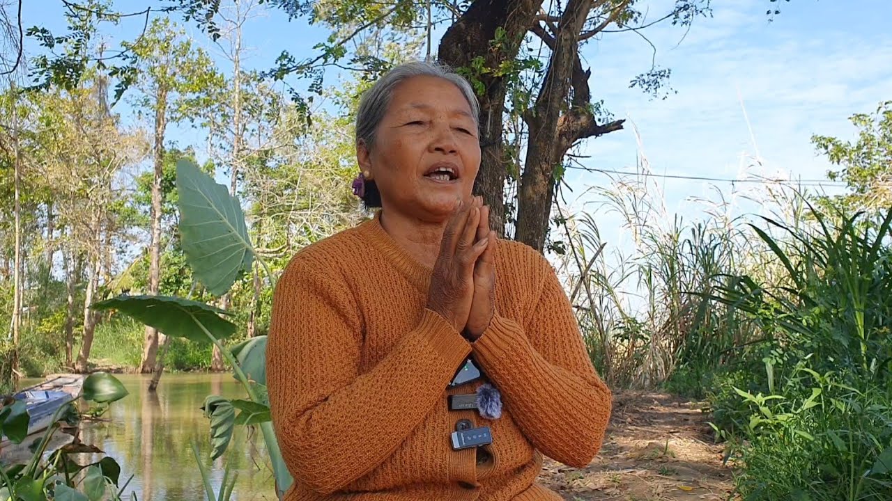 Cô Tư Hái Rau Lộ Cho Biết Màng Này Trẻ Ra Đi Rất Nhiều / Khuyên Tu Niệm Phật Gấp / Chuyến Đò Chiều 