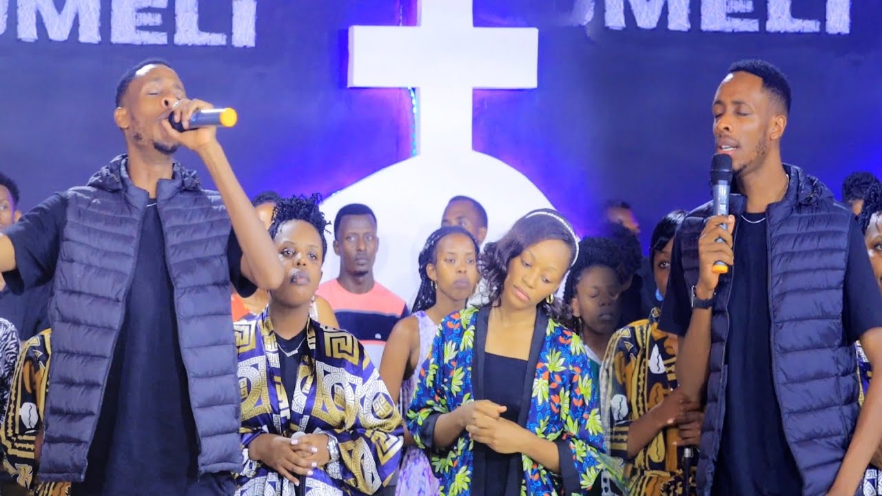 🥰EL SHADAI CHOIR RWANDA  KUCYURO YAMBERE BAGEZE MUBURUNDI// YOOO MANAWE BARIRIBYE INDIRIMBO ZABO