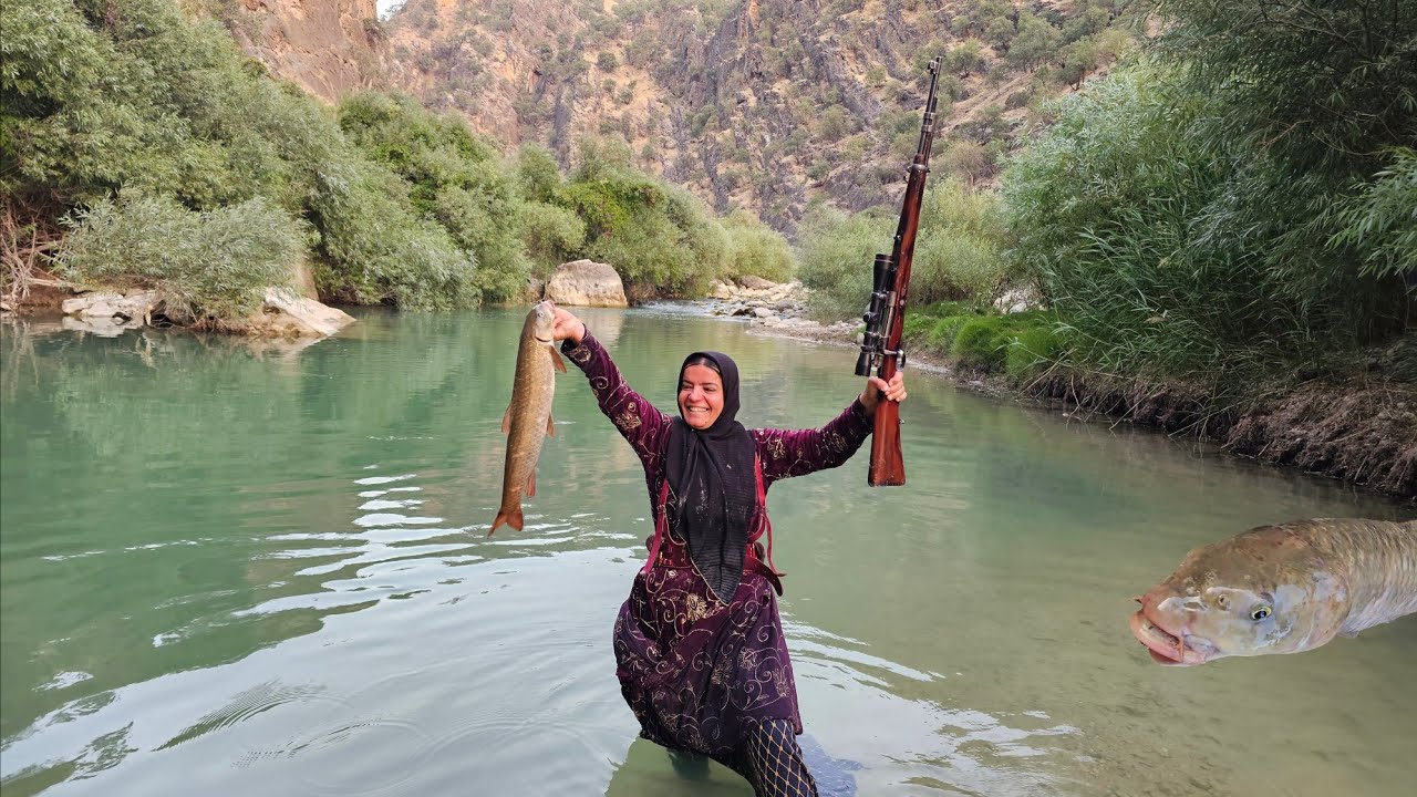 🌊 The adventures of Ms. Kulthum by the wild river. Amazing catch💪