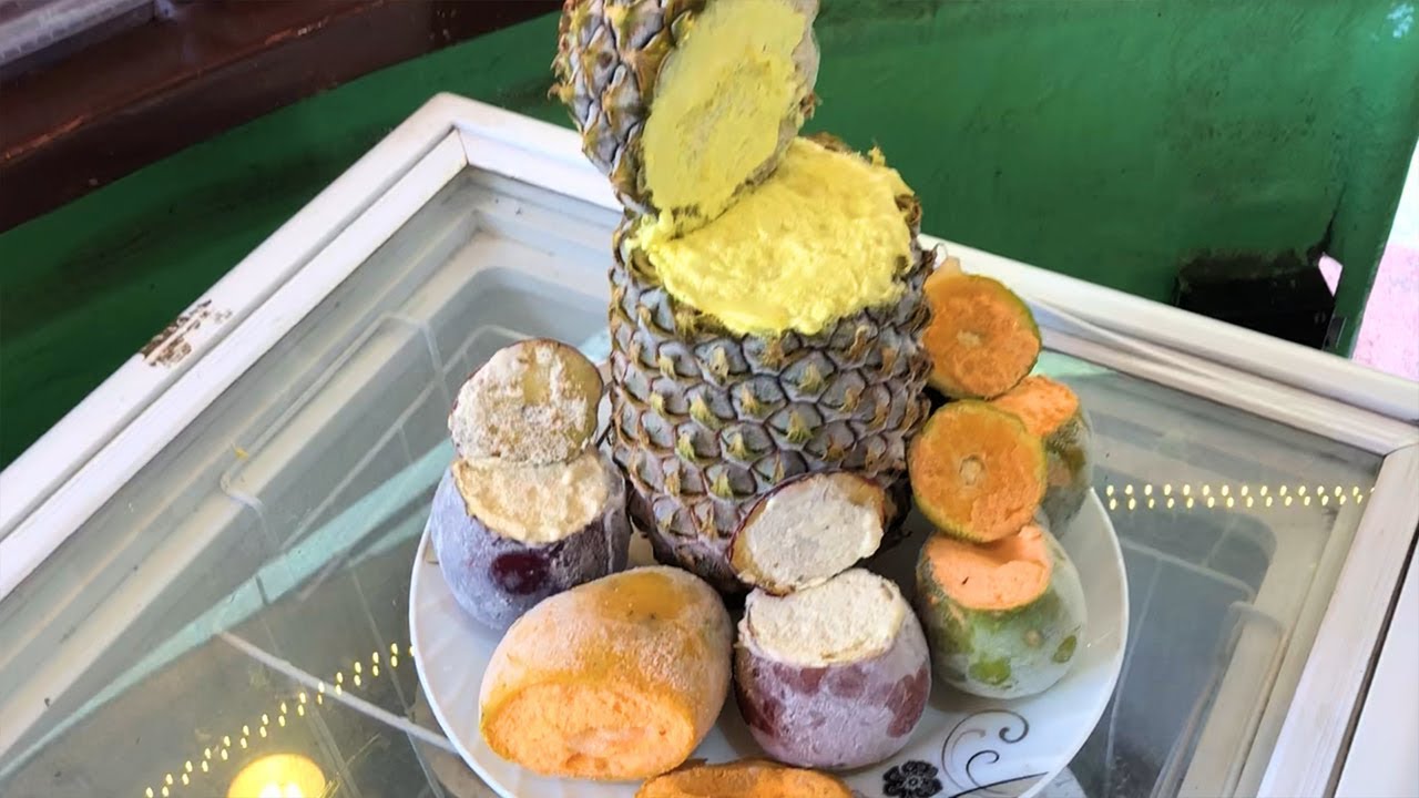 Ice Cream Served In Fruits At Orange & Orange In Nagpur | Curly Tales