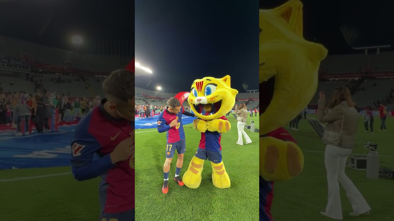 Casad&oacute; wants a photo with Cat 📸🐱 #fcbarcelona #cat #shorts