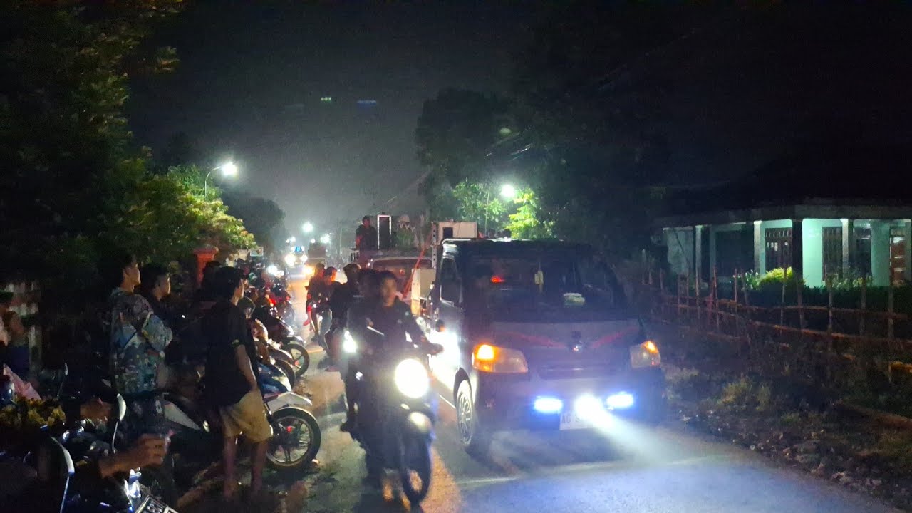 SAHUR ON THE ROAD RASA KARNAVAL HANYA ADA DI JAWA TIMUR SERU SEKALI
