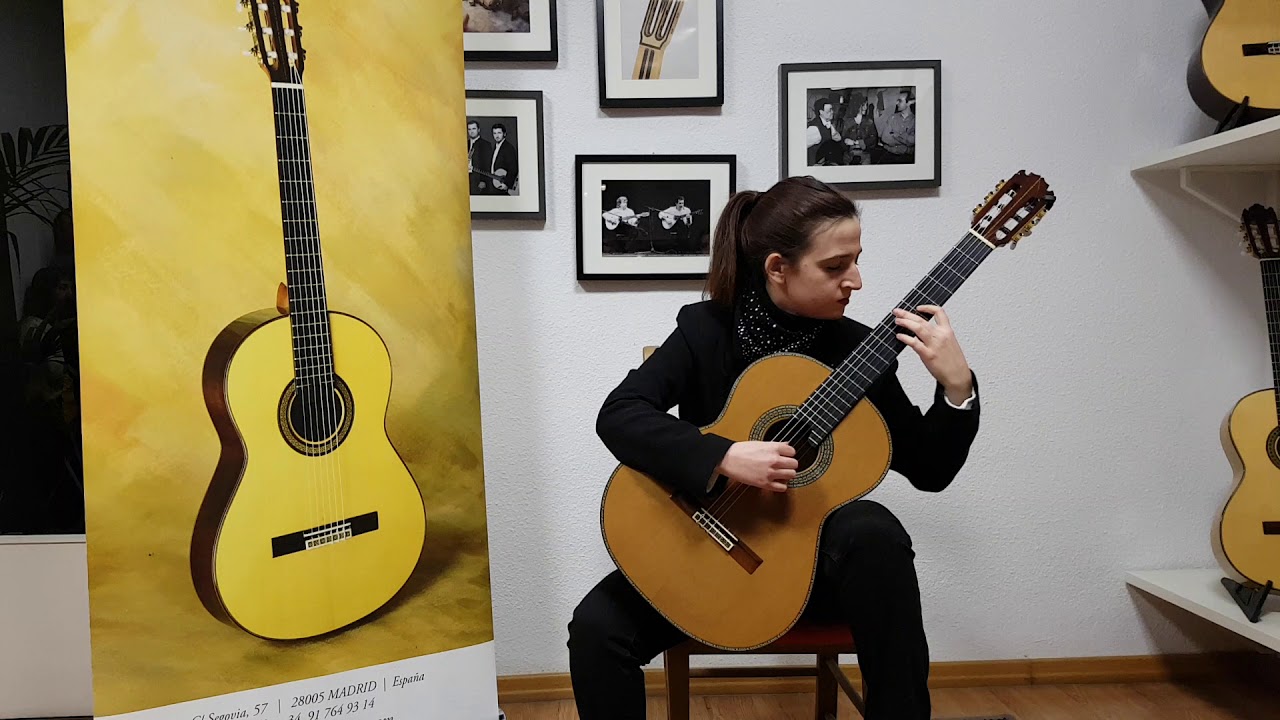 Elena Ortega Pinilla - Un día de Noviembre (Leo Brouwer)