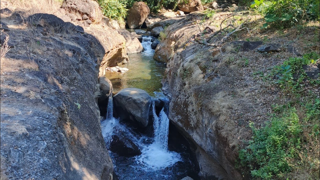 CALLES del CAMPO po En el SALVADOR, TEOTEPEQUE, RÍO de santa CLARA