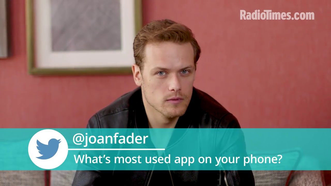 Outlander's Sam Heughan Faces Quick-Fire Fan Questions