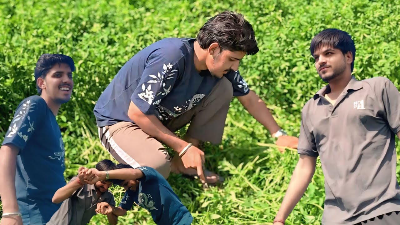 सतीश भाई जी ने पहली बार भैंसों के लिए काटा चारा 🫣🤗🙈🫟