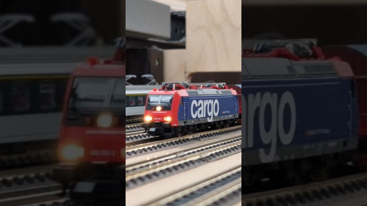 Re 482 CFF Cargo (Piko) tractant une rame de wagons couverts #spurn #modelleisenbahn #sbbcargo