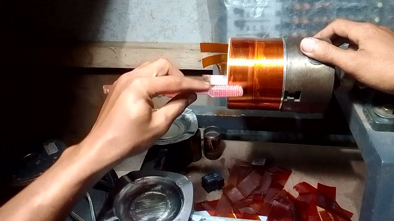 pada kesempatan kali ni.....belajar mengulung coil sepiker......ala deso pakei engkol manual......