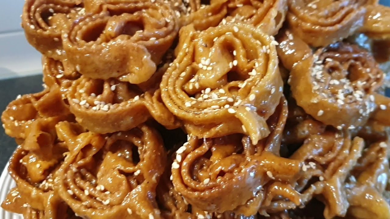 طريقة  سهلة لتحضير الشباكية،   والنتيجة رائعة chabakiya maken