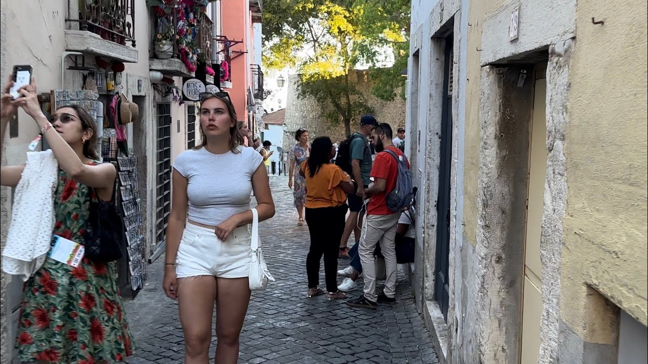 Lisbon | Portugal - Walking - Alfama - Graça - Castle - Peacocks - ft. Once Again! Live Music - 4K