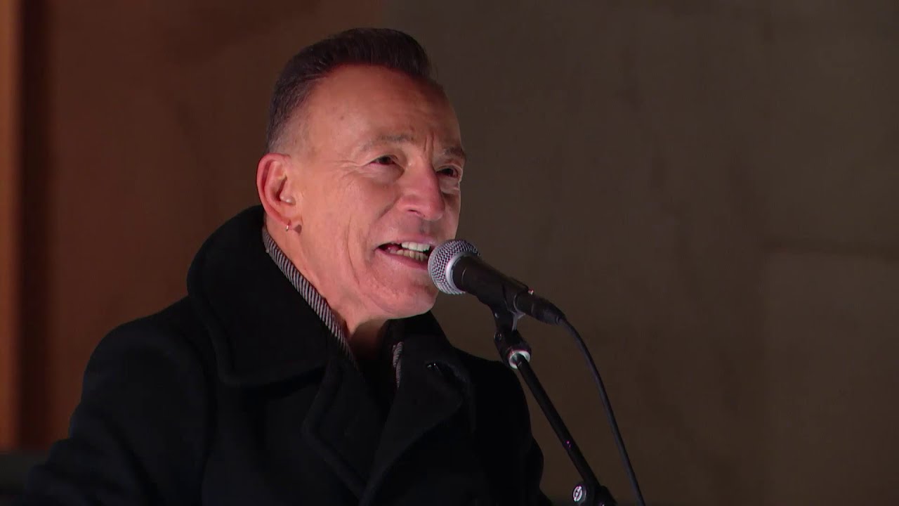 Bruce Springsteen Performs 