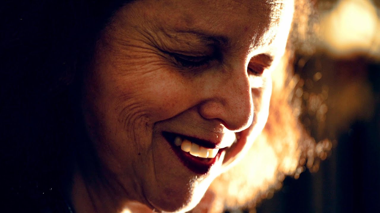 Cida Moreira - Preciso Cantar (Clipe Oficial)