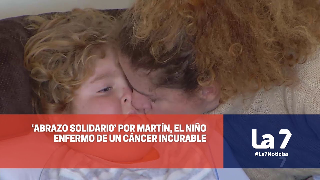 Abrazo multitudinario para apoyar a Martín, el niño de 8 años enfermo de un cáncer incurable | La 7