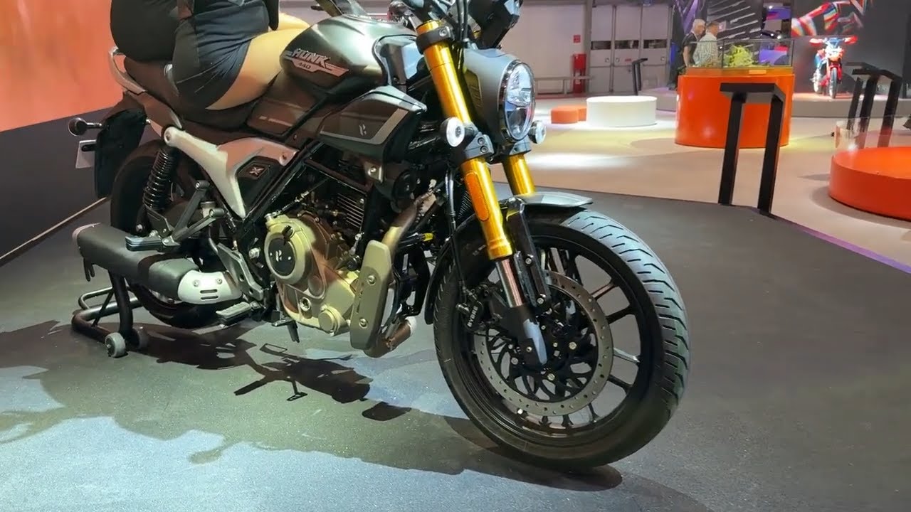 New Hero Hunk 440 SX (2026) &ndash; The Ultimate Budget 400cc Scrambler? | Walkaround EICMA