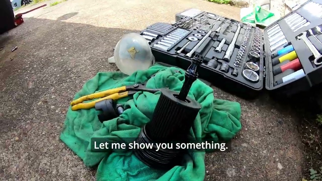 Passat B7 2l TDI 2012 engine oil service.