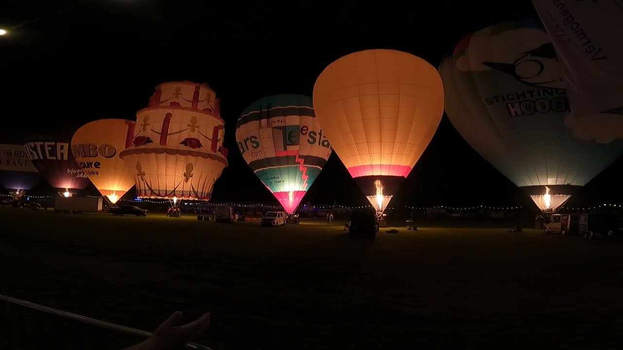 35e Friese Ballonfeesten Night Glow,  Nederlands balloon Party Festival stil