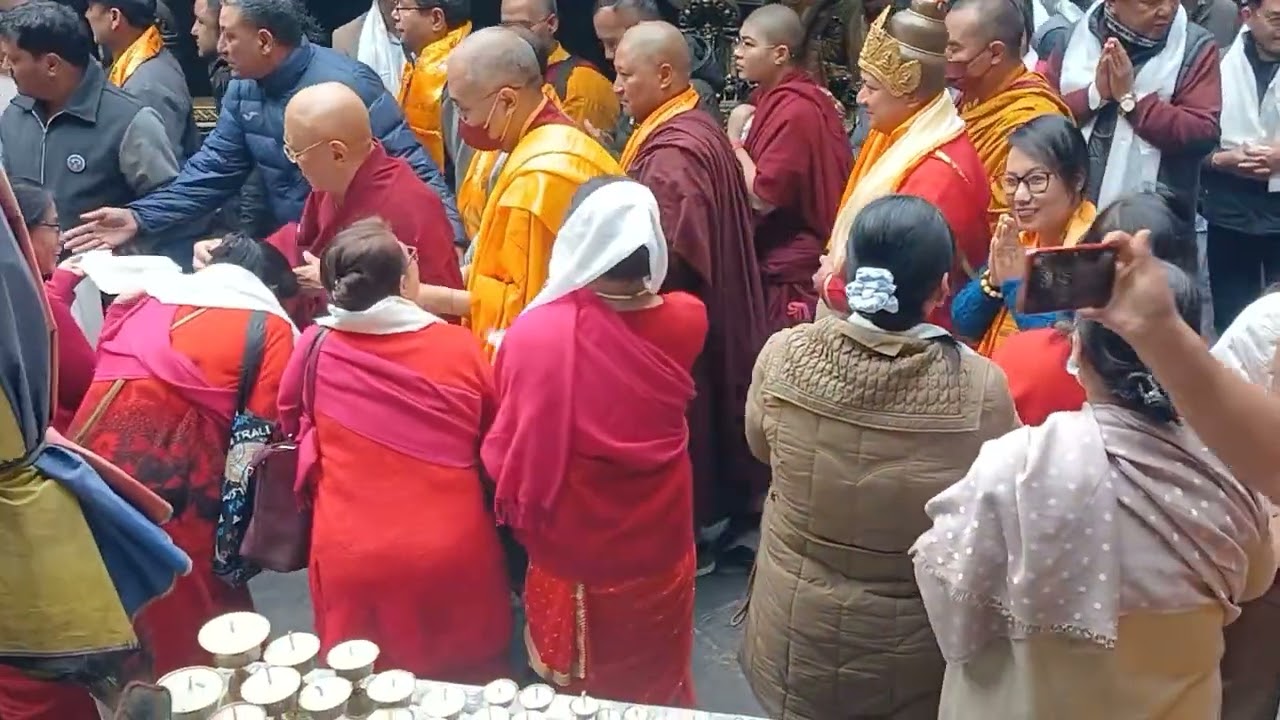 गुरु छाेकीनिमा रिन्पाेछेंकाे  स्वागतमा  हिरय्णवर्ण महाविहारमा निकै भीड;  रिन्पाेछेको जीवन दर्शन