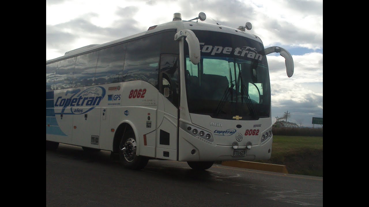 buses en la variante de msoquera 2