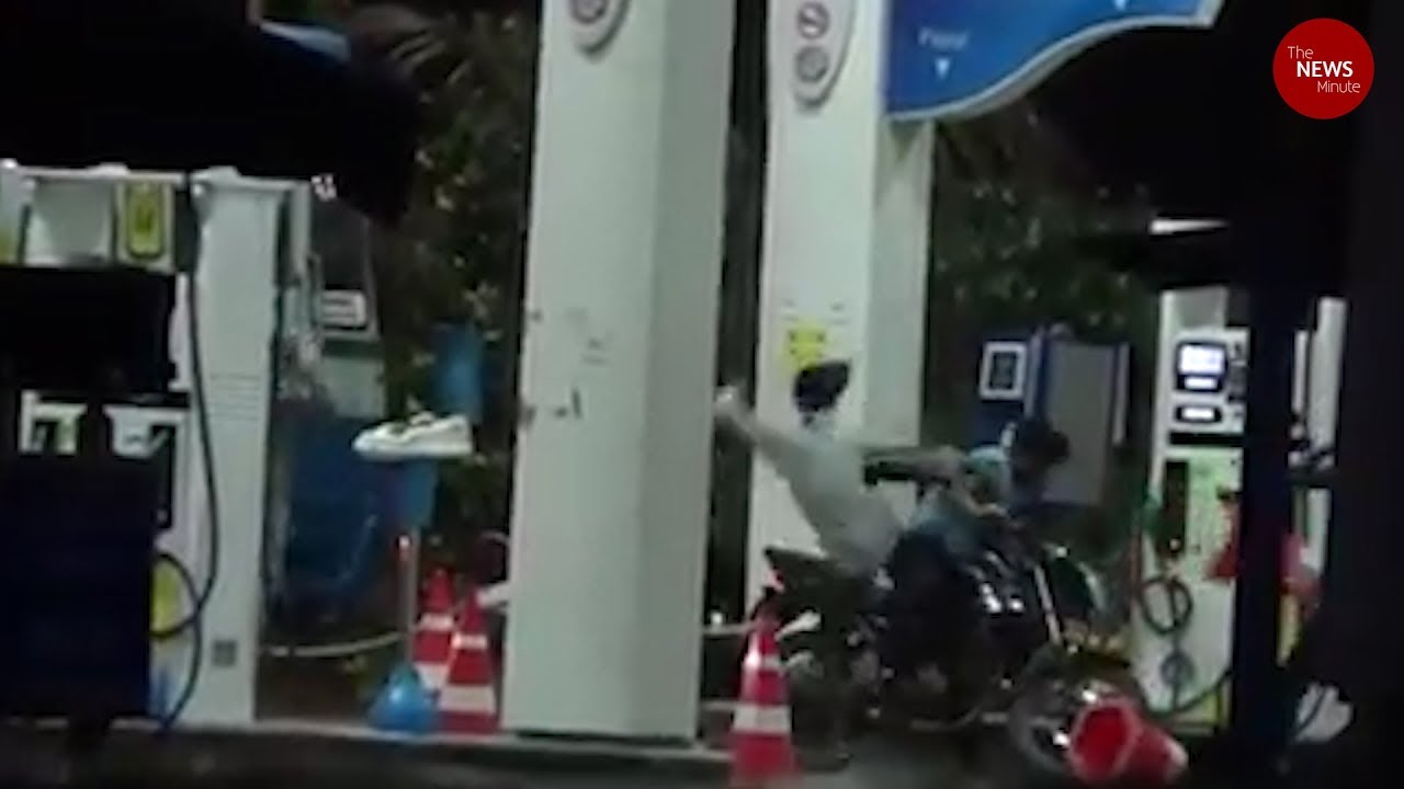 Watch: Chennai Petrol bunk attacked by an armed gang, machetes brandished