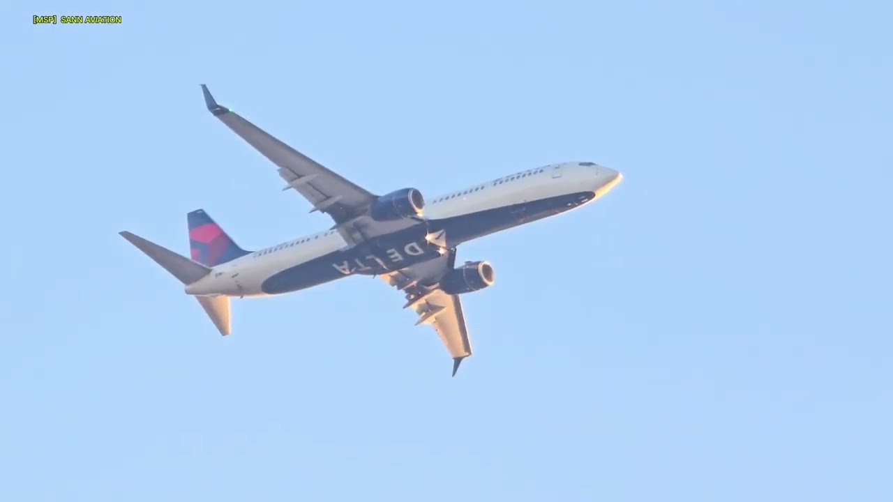 Planes Spotting  All Take off  Airlines  In The Morning 
