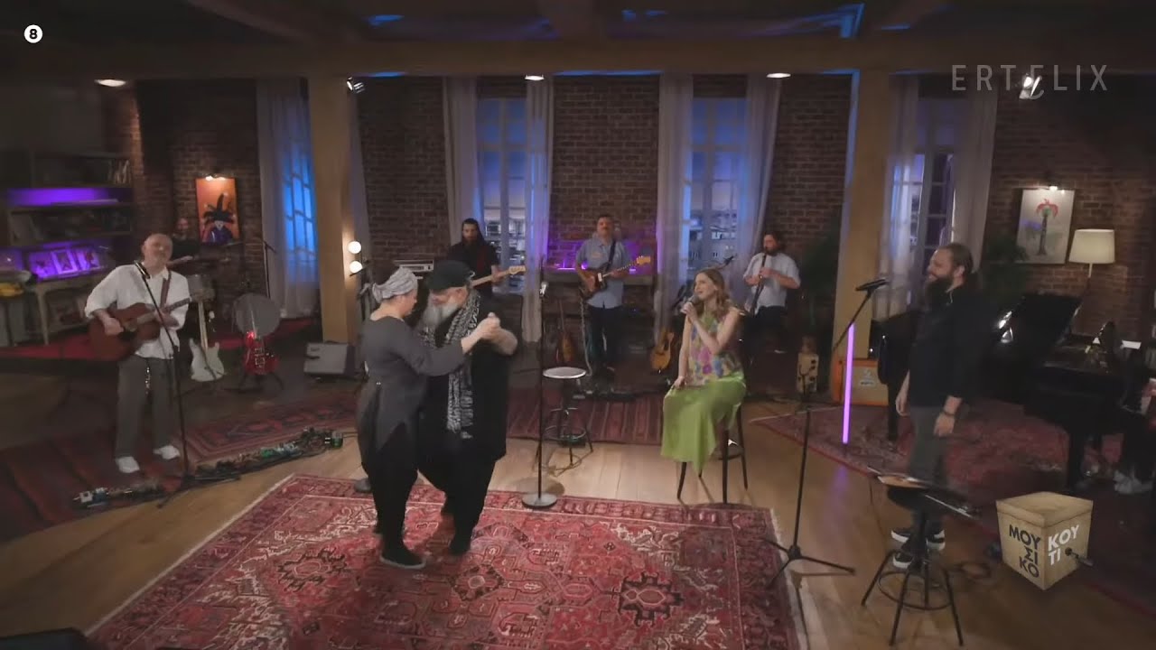 Νίκος Πορτοκάλογλου & Ρένα Μόρφη - Λευκή Καταιγίδα (Μουσικό Κουτί)