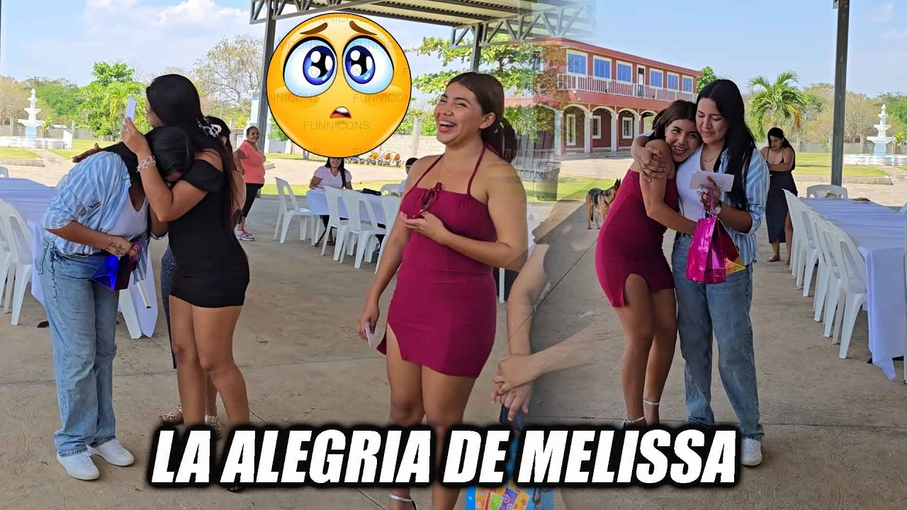 Melissa ya aguanta tanto amor de parte de las chicas.