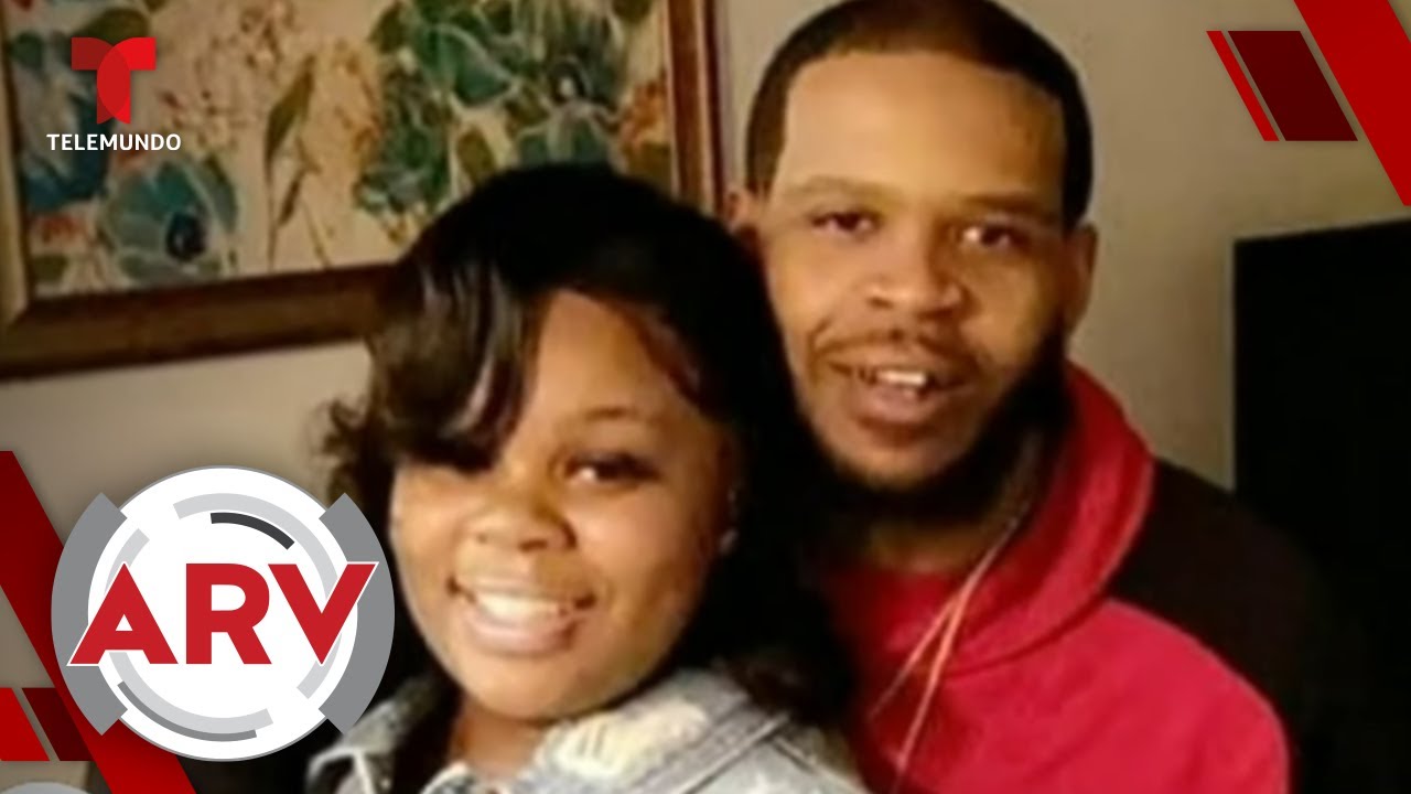 Revelan el video de un policía herido que cateó la casa de Breonna Taylor | Al Rojo Vivo | Telemundo