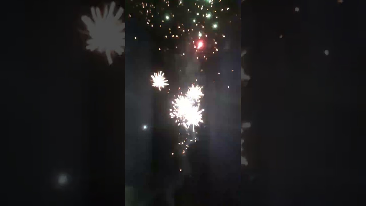 Doppelblitz straatfilm Herlat vuurwerk zena vuurwerk nederland 100 schots compound