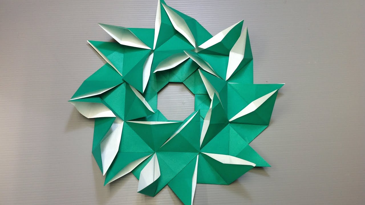 Easy Origami Pinwheel Christmas Wreath