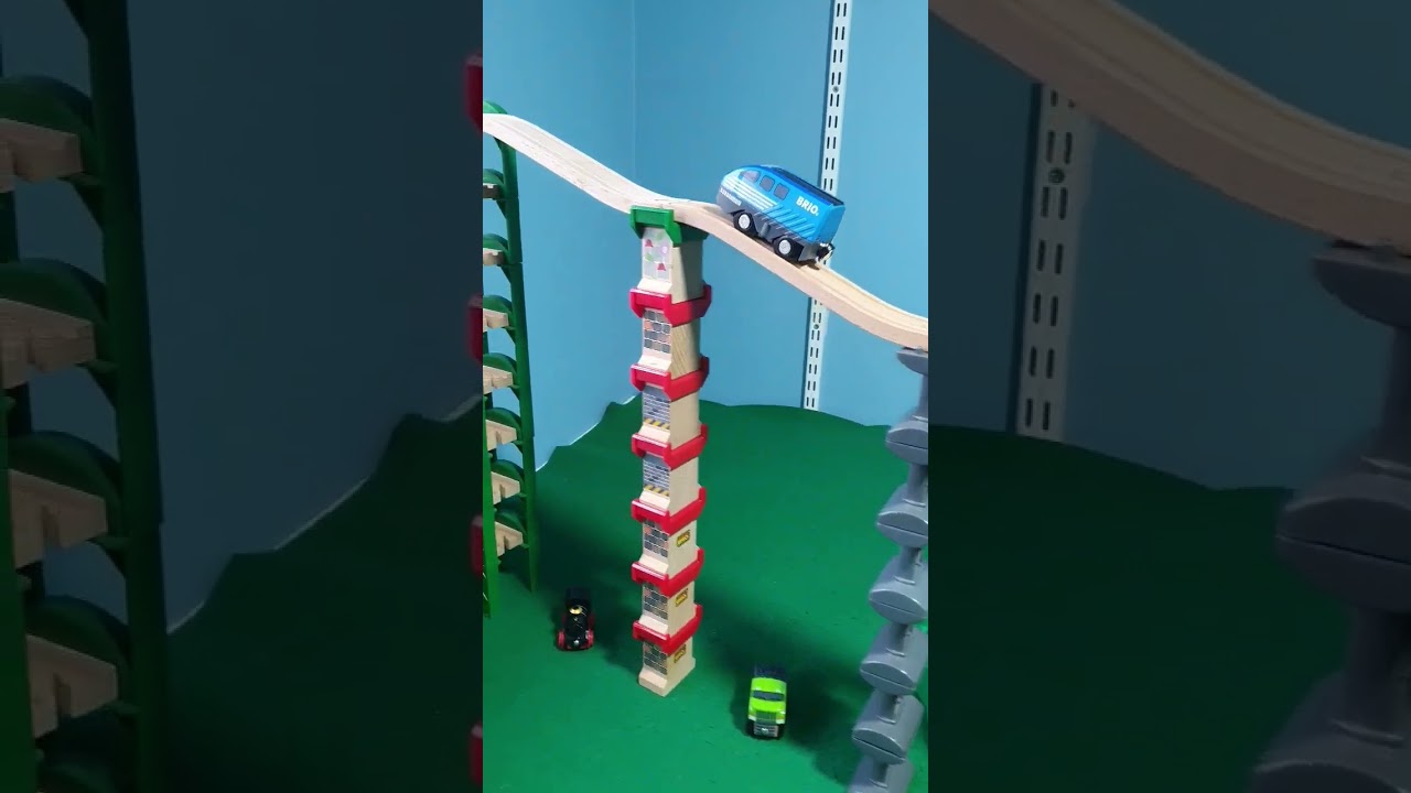 BRIO Pull Back Train Testing! 36019 #brio