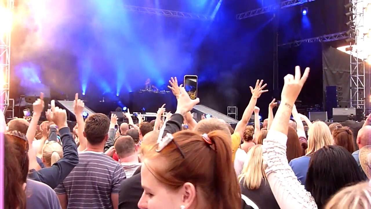 DJ SASH intro / Ecuador live in Copenhagen 28 May 2016