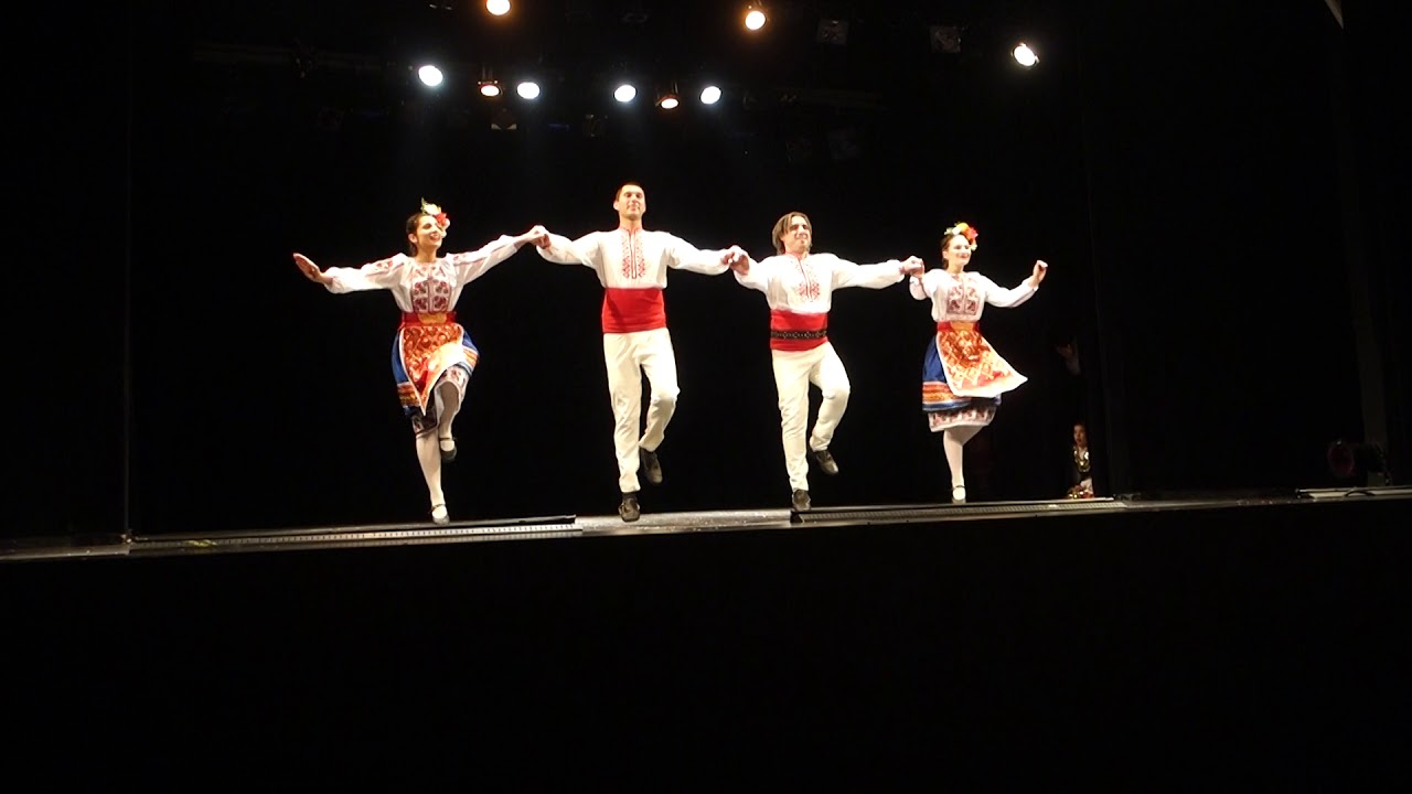 Луди Млади - ансамбъл 