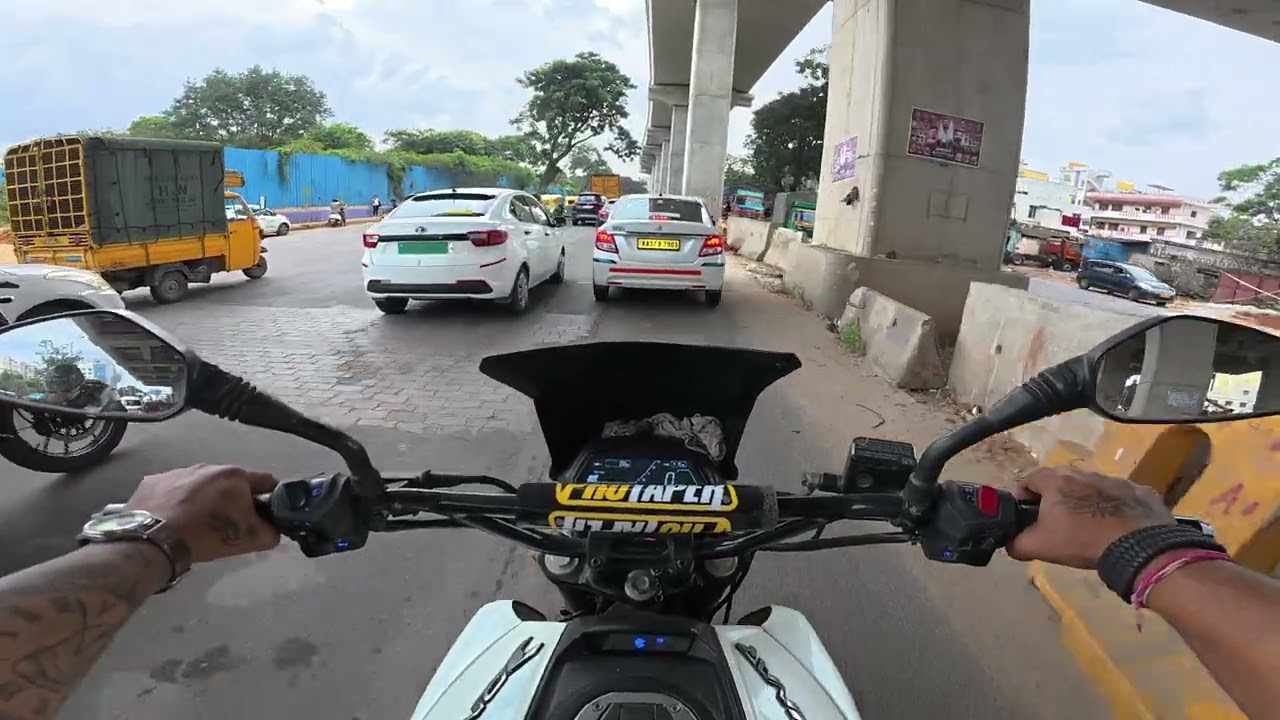 BANGALORE Daily Commute Vlog ! LIFE OF commuters in Outer ring road Bengaluru