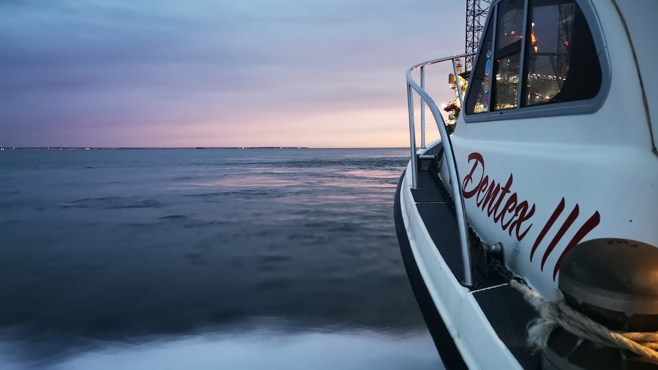 Boat fishing in the Thames estuary - boat fishing - Sea fishing UK