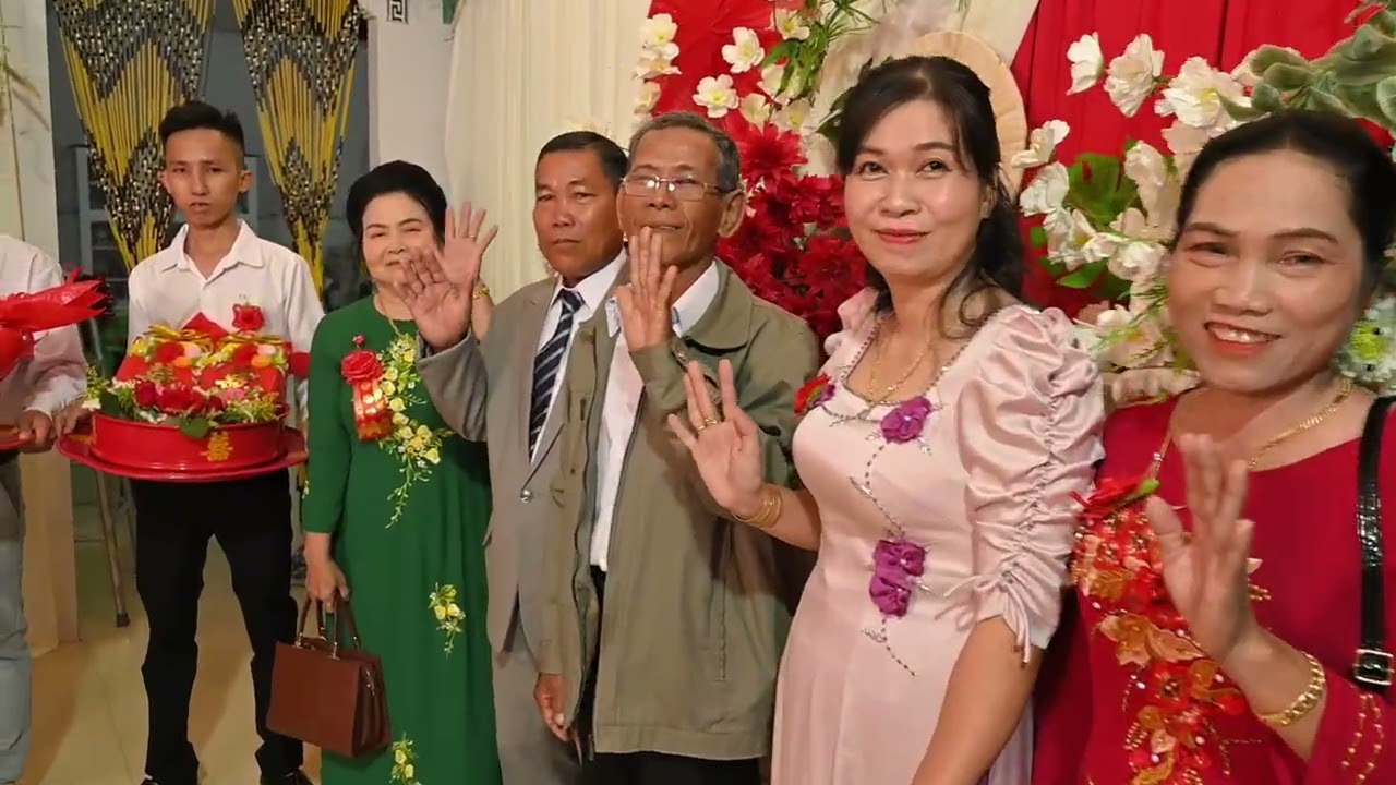 KHÁNH HÀO   HUỲNH CHI