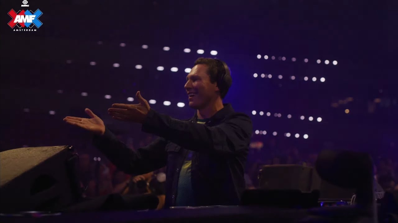 Ti&euml;sto & Sexyy Red ft. Mila Falls - OMG! | Amsterdam Music Festival 2024