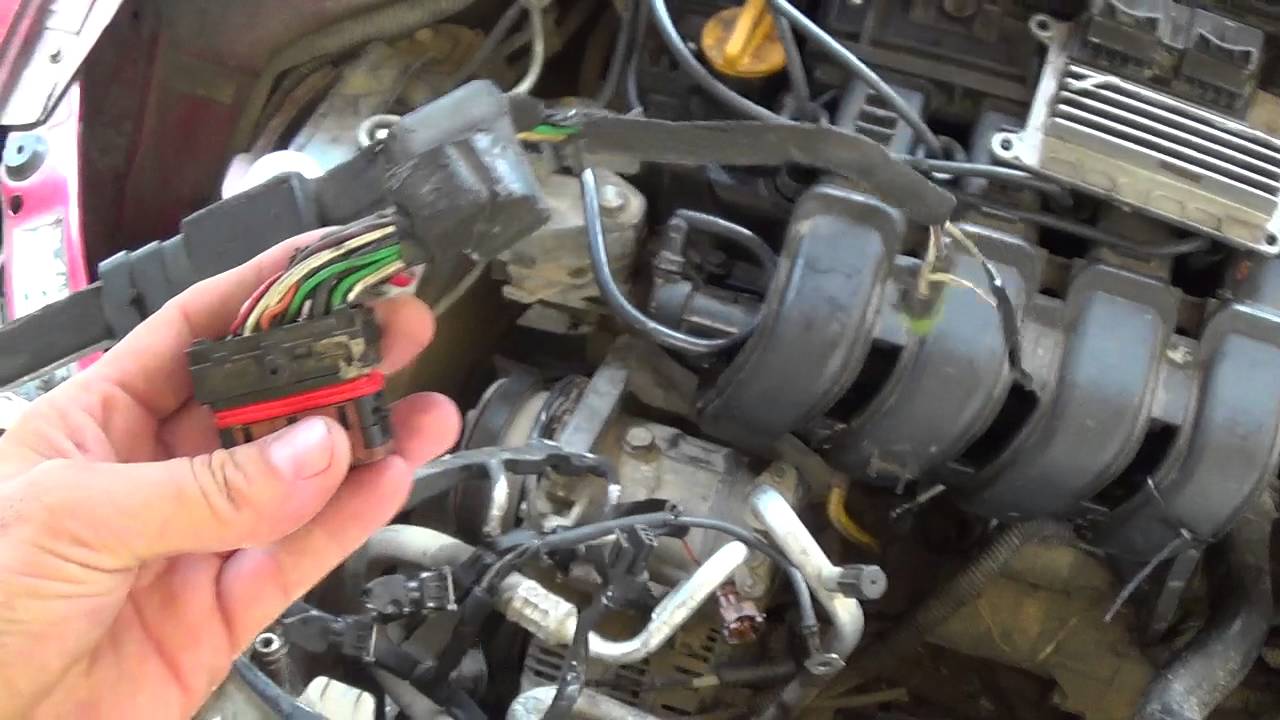 Peugeot 206 1.0 16v módulo todo oxidado.