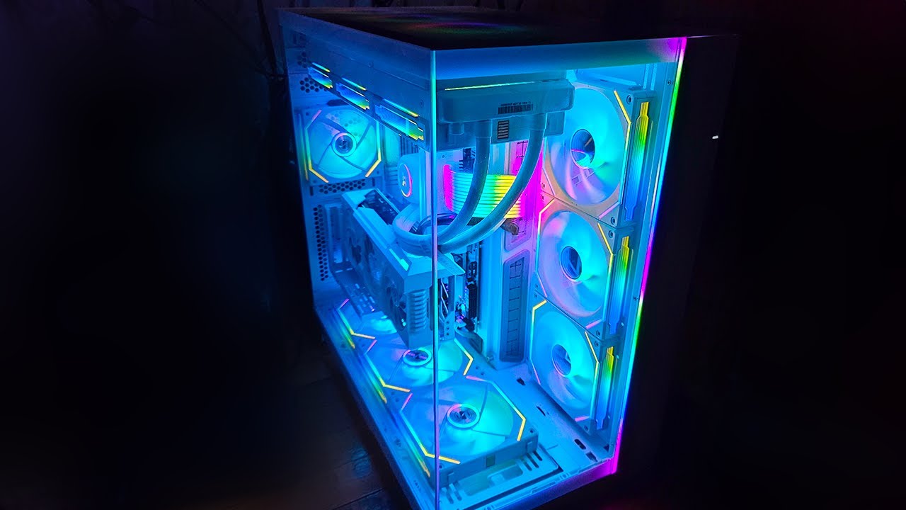 Noul *PC* este AICI!