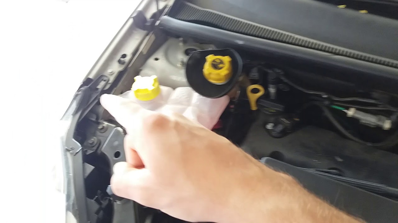 LIMPEZA ARREFECIMENTO FORD FIESTA ZETEC.ROCAM MELHOR DICA!