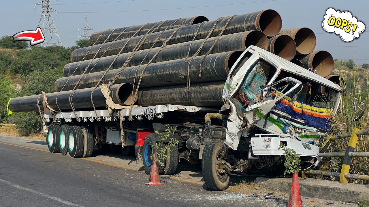 🚨 Out of Control! Overloaded 22-Wheel Truck Brake Failure | Iron Pipes Smash Into Cabin 😱 