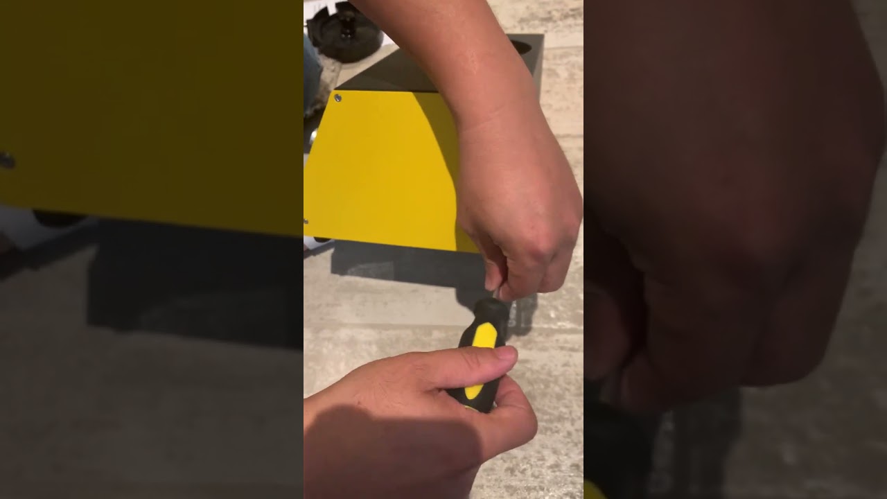 Remove the side plate - Automatic Seed Counter