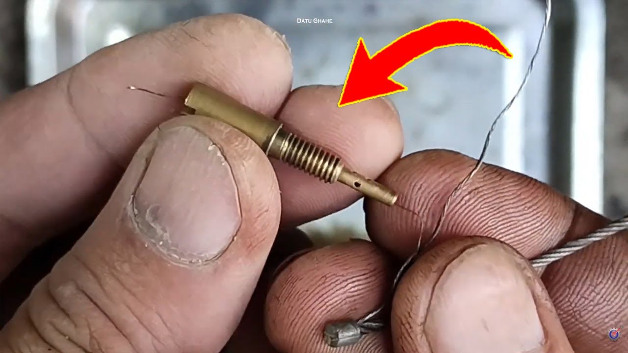 Secret Way to Clean Carburetor Jets! (Pilot & Main Jet)