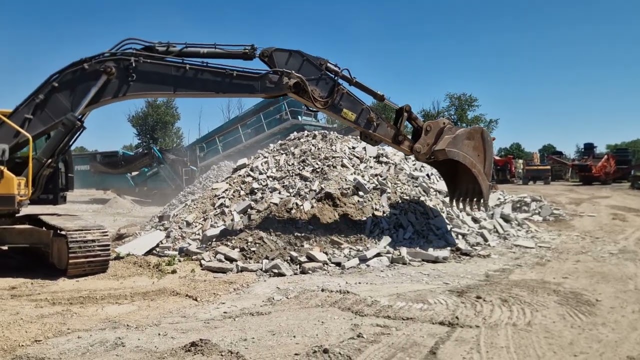 Na Sprzedaż Koparka VOLVO EC380 2016 r 12614 mtg STAN PERFEKCYJNY Tel. +48 783502447