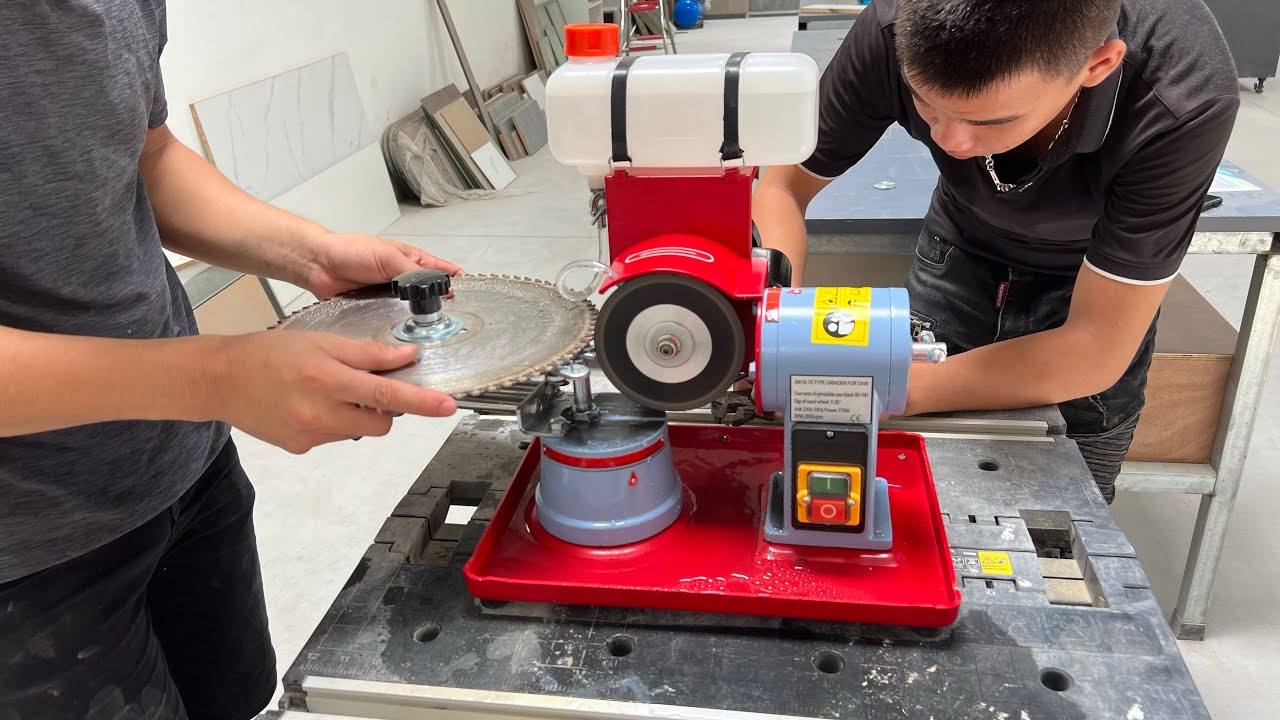 Hướng dẫn cách mài lưỡi cưa đĩa bằng máy mài lưỡi cưa mini