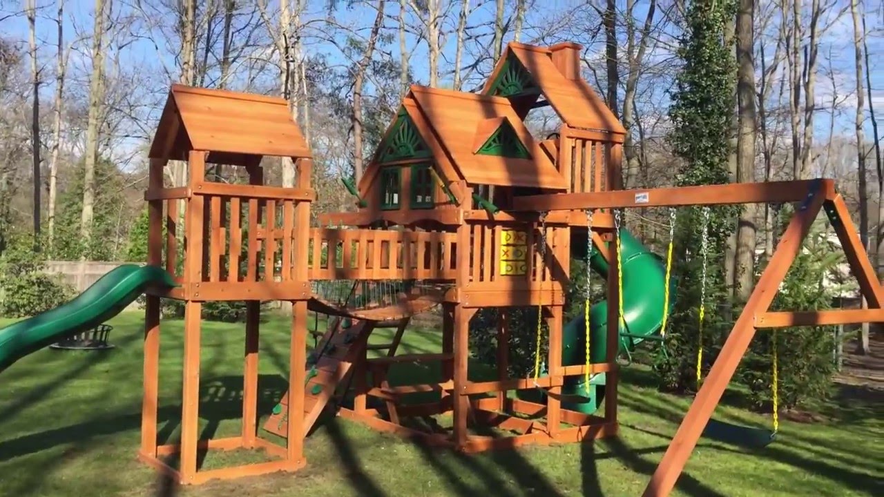 Gorilla Treasure Trove Treehouse Swing Set