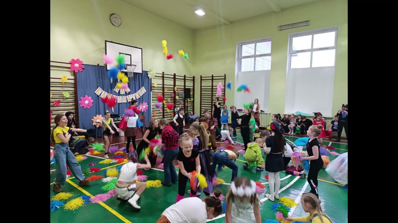 Bal karnawałowy w klasach 1 - 3