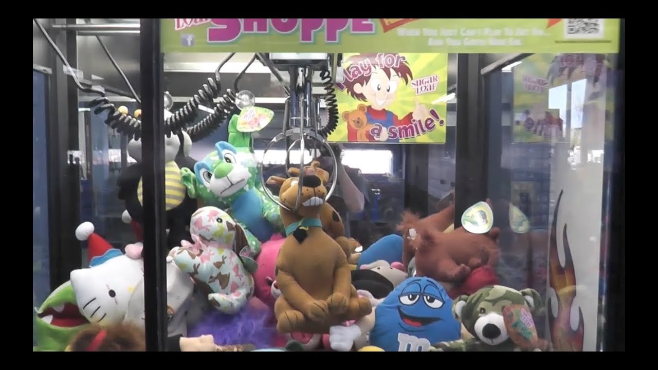 Claw Machine CRAZY Sugar Loaf Wins At Walmart!