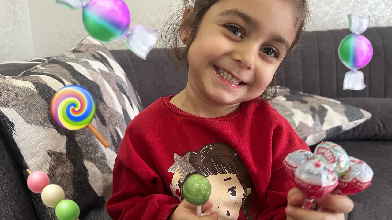 RENKLİ ŞEKERLER İLE SAKLAMBAÇ OYNADIK :) 