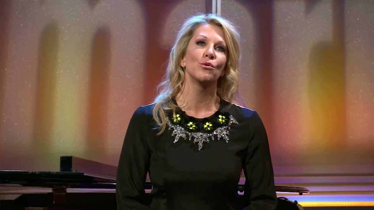 Joyce Didonato - Somewhere Over The Rainbow - The Andrew Marr Show - 2013